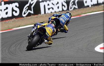 moto2_026_angleterre_silverstone_2011.jpg