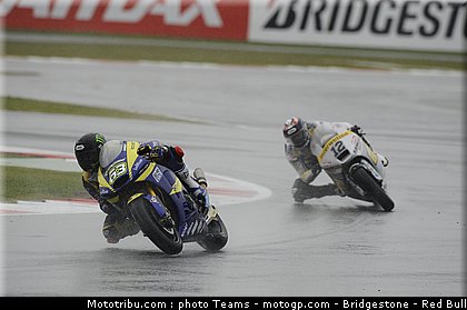 moto2_032_angleterre_silverstone_2011.jpg