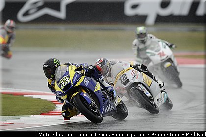 moto2_037_angleterre_silverstone_2011.jpg