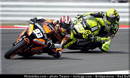 moto2_038_angleterre_silverstone_2011.jpg