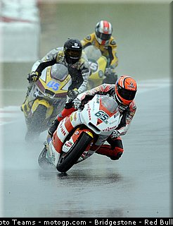 moto2_040_angleterre_silverstone_2011.jpg