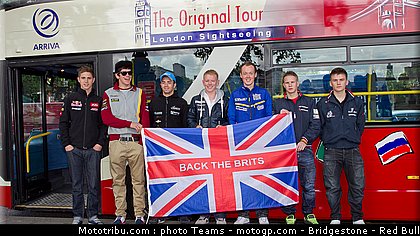 moto2_057_angleterre_silverstone_2011.jpg