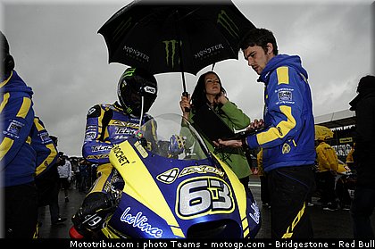 moto2_dimeglio_22_angleterre_silverstone_2011.jpg