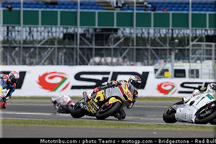 moto2_kallio_6_angleterre_silverstone_2011.jpg