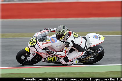 moto2_pirro_07_angleterre_silverstone_2011.jpg