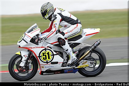 moto2_pirro_08_angleterre_silverstone_2011.jpg