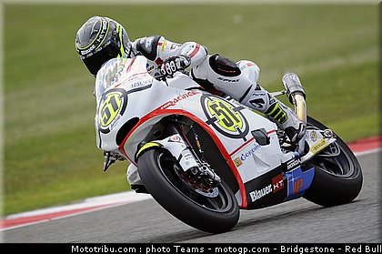moto2_pirro_16_angleterre_silverstone_2011.jpg