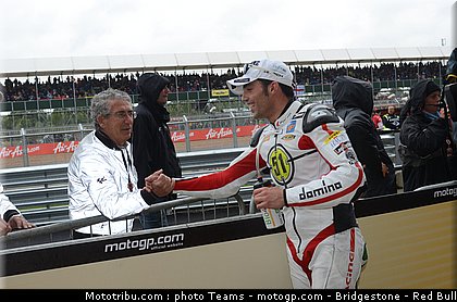 moto2_pirro_17_angleterre_silverstone_2011.jpg