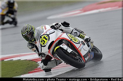 moto2_pirro_19_angleterre_silverstone_2011.jpg