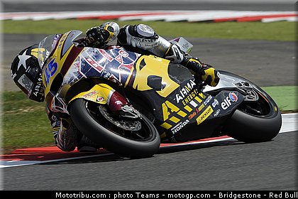 moto2_redding_02_angleterre_silverstone_2011.jpg