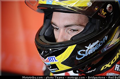 moto2_simeon_02_angleterre_silverstone_2011.jpg