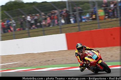moto2_simeon_06_angleterre_silverstone_2011.jpg