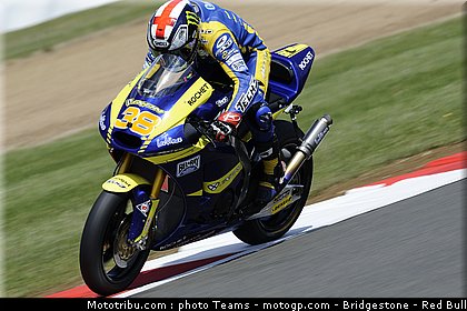 moto2_smith_10_angleterre_silverstone_2011.jpg