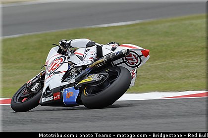 moto2_takahashi_10_angleterre_silverstone_2011.jpg