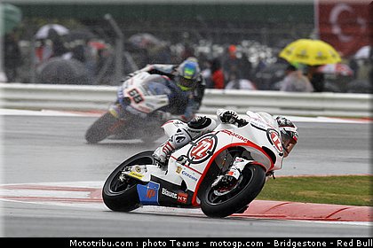 moto2_takahashi_35_angleterre_silverstone_2011.jpg