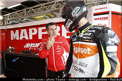 moto2_torres_2_angleterre_silverstone_2011.jpg