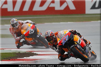 motogp_0007_angleterre_silverstone_2011.jpg