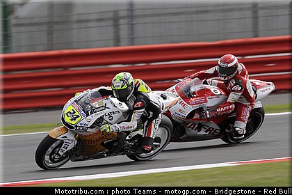 motogp_0021_angleterre_silverstone_2011.jpg