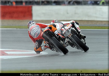 motogp_0027_angleterre_silverstone_2011.jpg