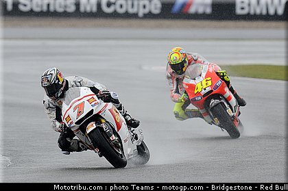 motogp_0035_angleterre_silverstone_2011.jpg