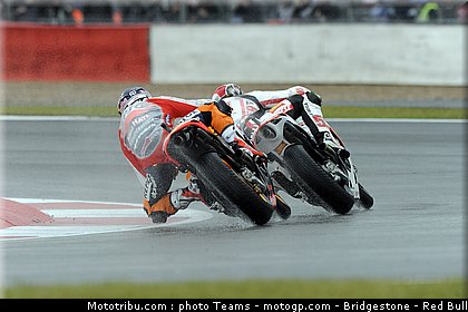 motogp_0043_angleterre_silverstone_2011.jpg