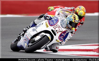 motogp_0074_angleterre_silverstone_2011.jpg
