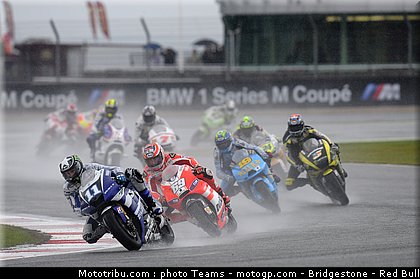 motogp_0090_angleterre_silverstone_2011.jpg