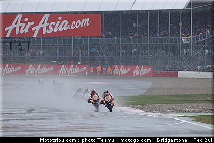 motogp_0093_angleterre_silverstone_2011.jpg