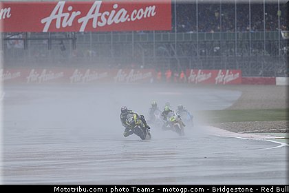 motogp_0096_angleterre_silverstone_2011.jpg