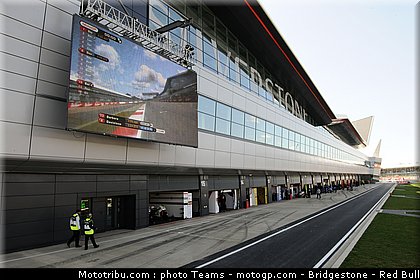 motogp_0134_angleterre_silverstone_2011.jpg