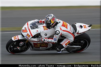 motogp_aoyama_01_angleterre_silverstone_2011.jpg