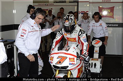 motogp_aoyama_20_angleterre_silverstone_2011.jpg