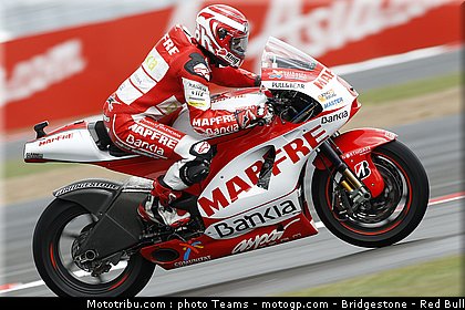 motogp_barbera_02_angleterre_silverstone_2011.jpg