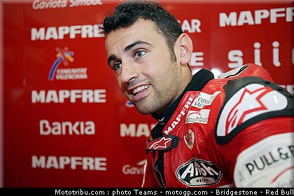 motogp_barbera_12_angleterre_silverstone_2011.jpg