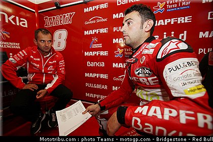 motogp_barbera_15_angleterre_silverstone_2011.jpg