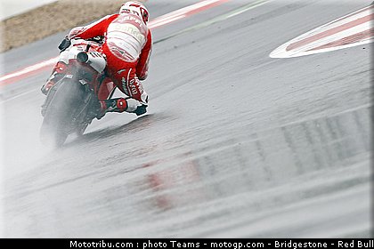 motogp_barbera_16_angleterre_silverstone_2011.jpg
