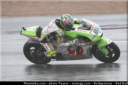 motogp_capirossi_10_angleterre_silverstone_2011.jpg