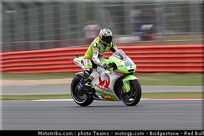 motogp_capirossi_14_angleterre_silverstone_2011.jpg