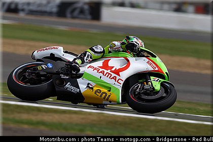 motogp_capirossi_17_angleterre_silverstone_2011.jpg
