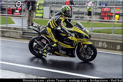 motogp_crutchlow_02_angleterre_silverstone_2011.jpg