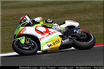 motogp_depuniet_03_angleterre_silverstone_2011.jpg