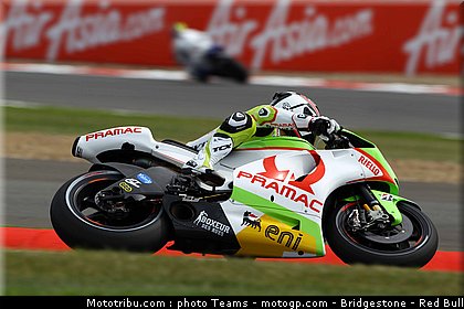 motogp_depuniet_21_angleterre_silverstone_2011.jpg