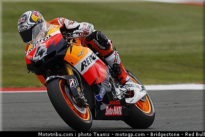 motogp_dovizioso_01_angleterre_silverstone_2011.jpg