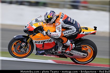 motogp_dovizioso_23_angleterre_silverstone_2011.jpg