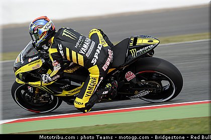 motogp_edwards_02_angleterre_silverstone_2011.jpg
