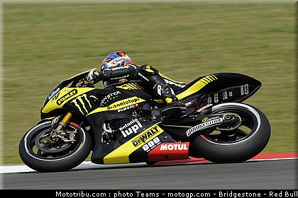 motogp_edwards_05_angleterre_silverstone_2011.jpg