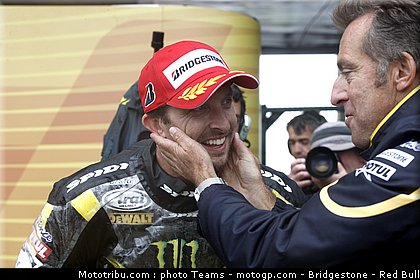 motogp_edwards_26_angleterre_silverstone_2011.jpg