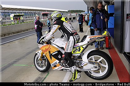 motogp_elias_18_angleterre_silverstone_2011.jpg