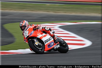 motogp_hayden_03_angleterre_silverstone_2011.jpg