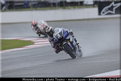 motogp_lorenzo_19_angleterre_silverstone_2011.jpg